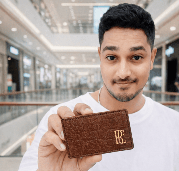 Card Holder Mini